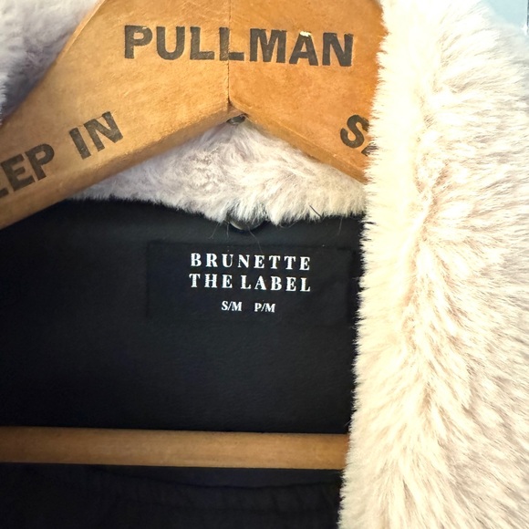 š Brunette The Label Amelia Vegan Leather Bomber With Faux Sherling (size S/M) - Picture 6 of 9